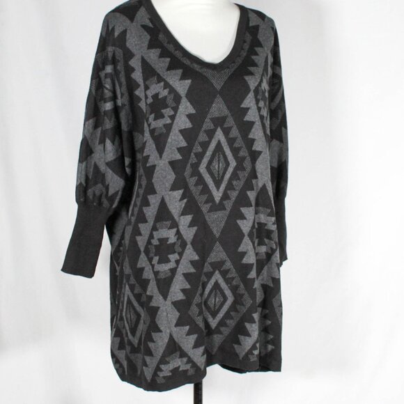 2010s Southwestern Print Black and Gray Poncho Tunic – Size M/L - Picture 4 of 6